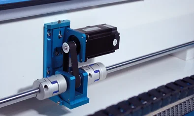 y-axis hybrid servo motors
